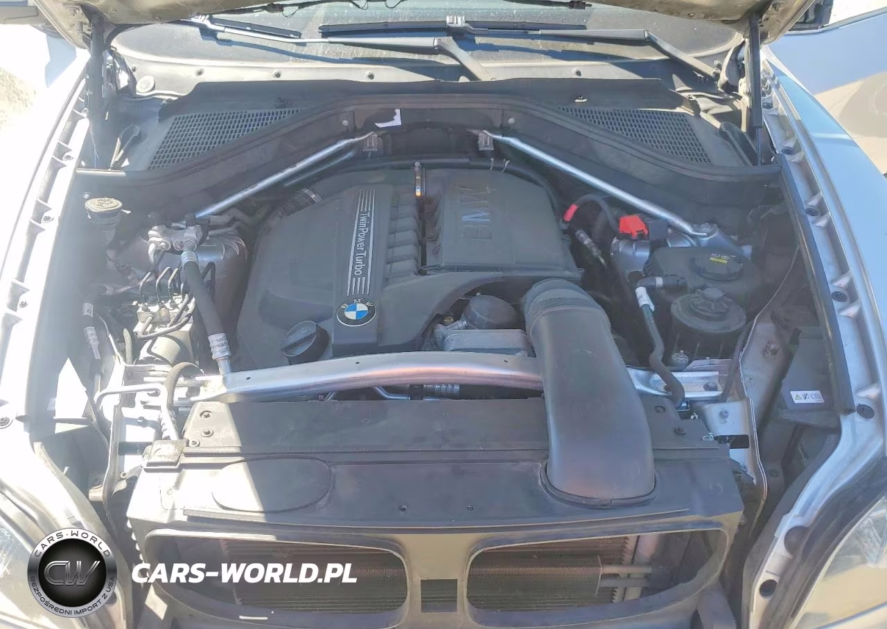 2012 BMW X5 xDrive35I VIN:5UXZV4C57CL748205 - 12