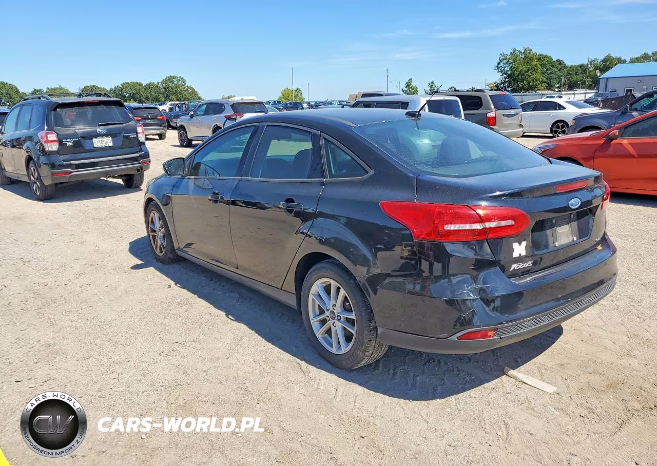 2017 Ford Focus Se VIN:1FADP3F21HL227835 - 2