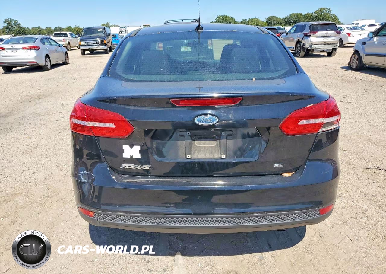 2017 Ford Focus Se VIN:1FADP3F21HL227835 - 6