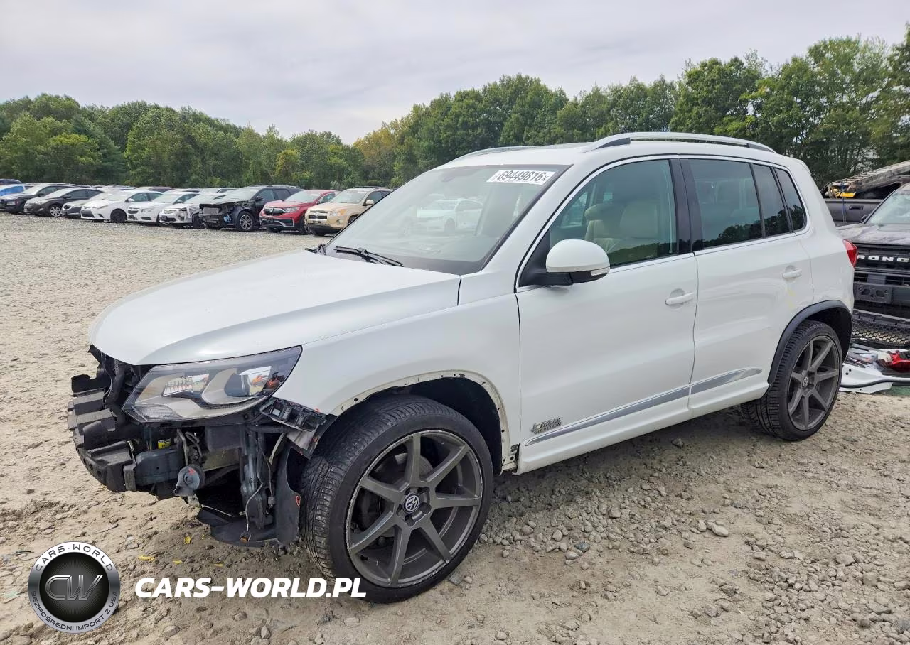 2015 Volkswagen Tiguan S VIN:WVGBV7AX9FW082262 - 1