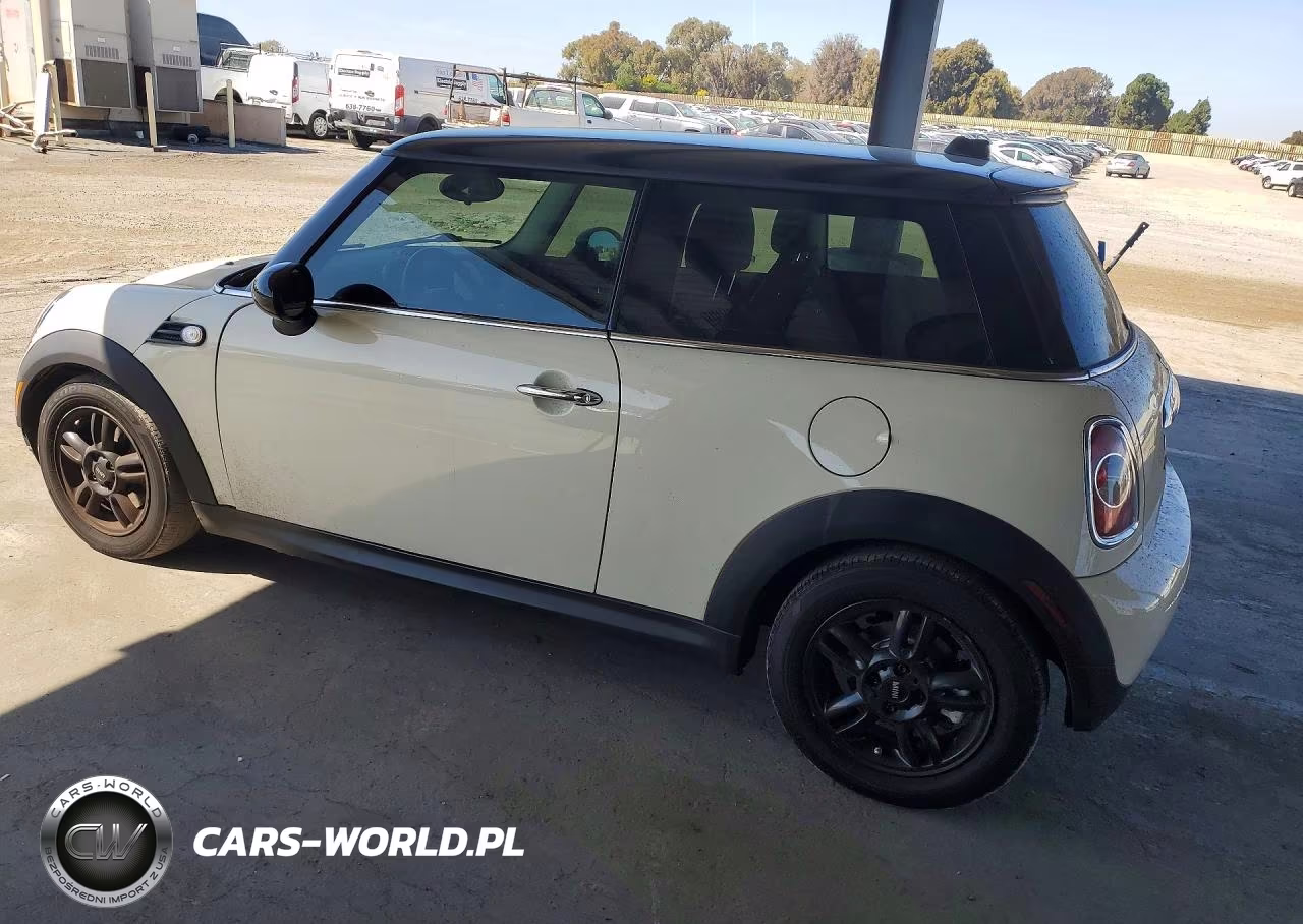 2012 Mini Cooper VIN:WMWSU3C56CT540197 - 2