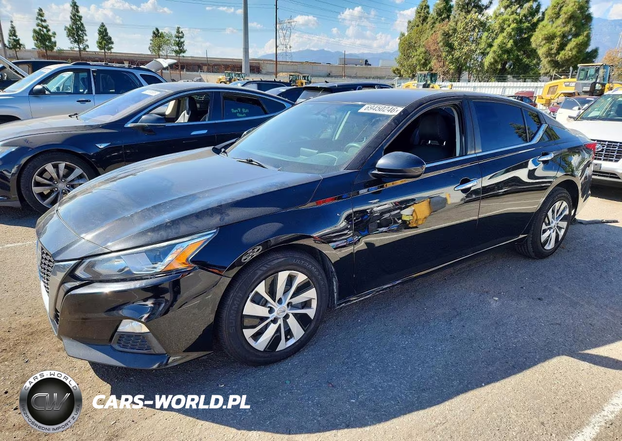 2019 Nissan Altima S