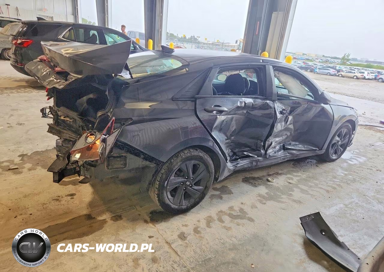 2021 Hyundai Elantra Sel VIN:5NPLM4AG2MH009344 - 3