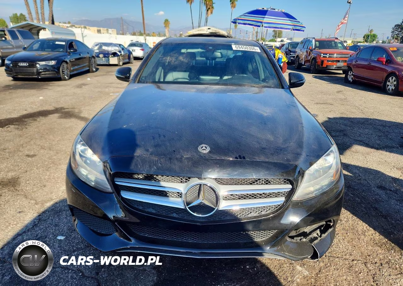 2018 Mercedes-Benz C 300 VIN:55SWF4JB2JU262569 - 5