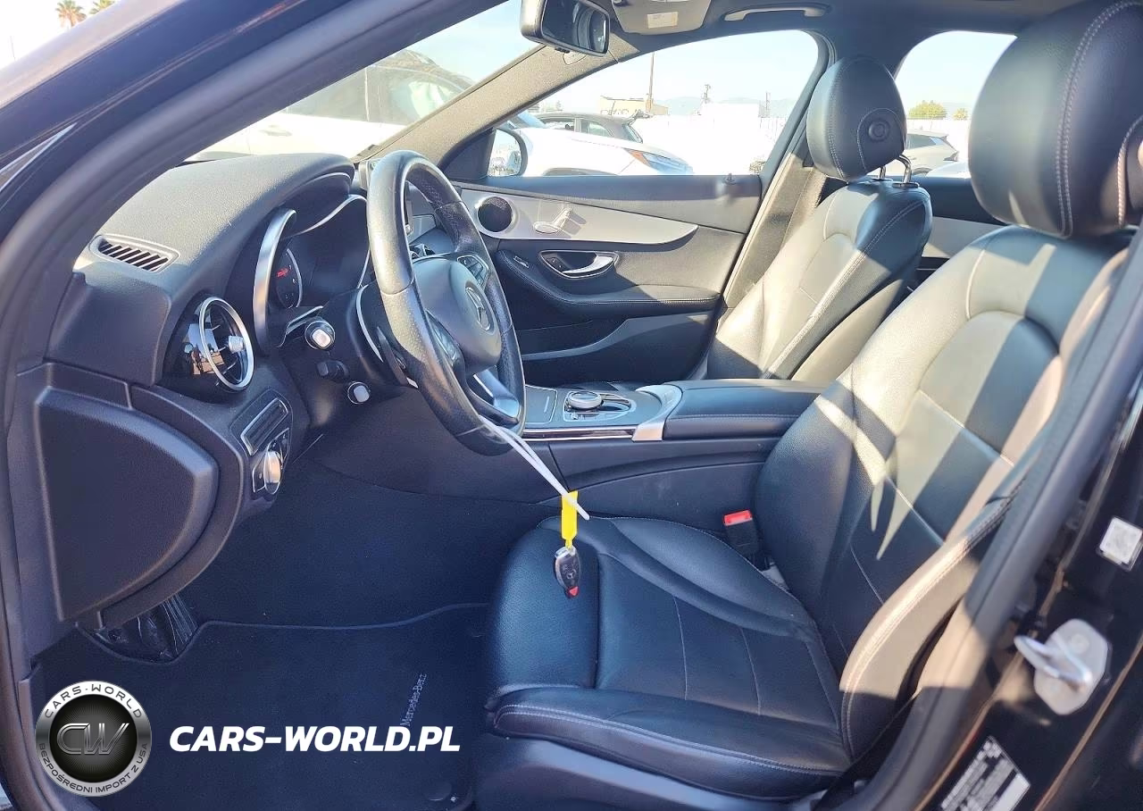 2018 Mercedes-Benz C 300 VIN:55SWF4JB2JU262569 - 7