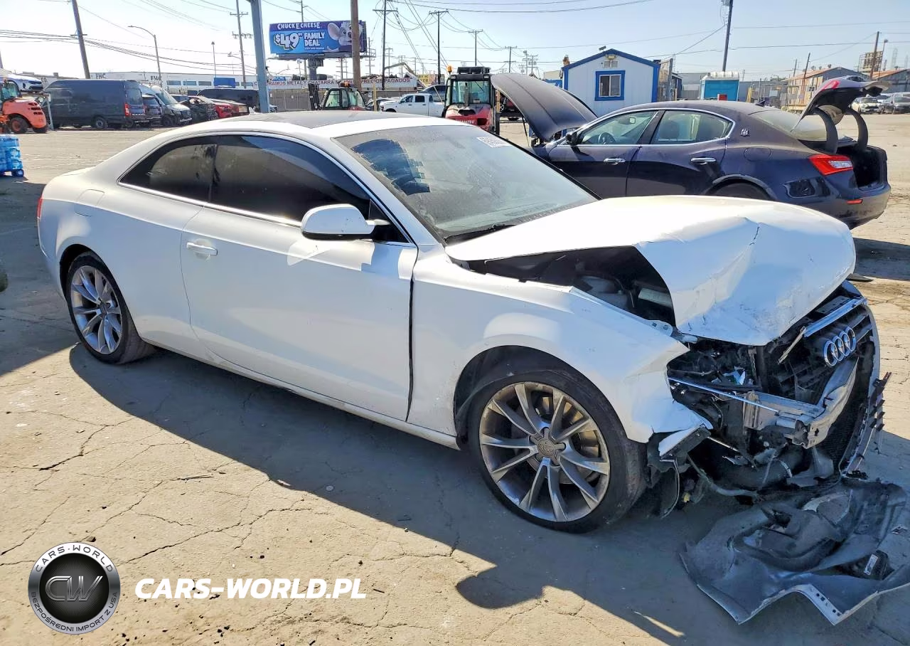 2014 Audi A5 Premium VIN:WAUCFAFR0EA053111 - 4
