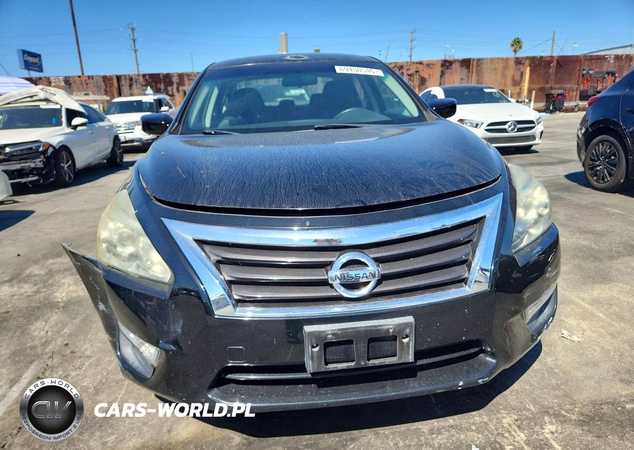 2015 Nissan Altima 2.5 S VIN:1N4AL3AP5FC234821 - 5