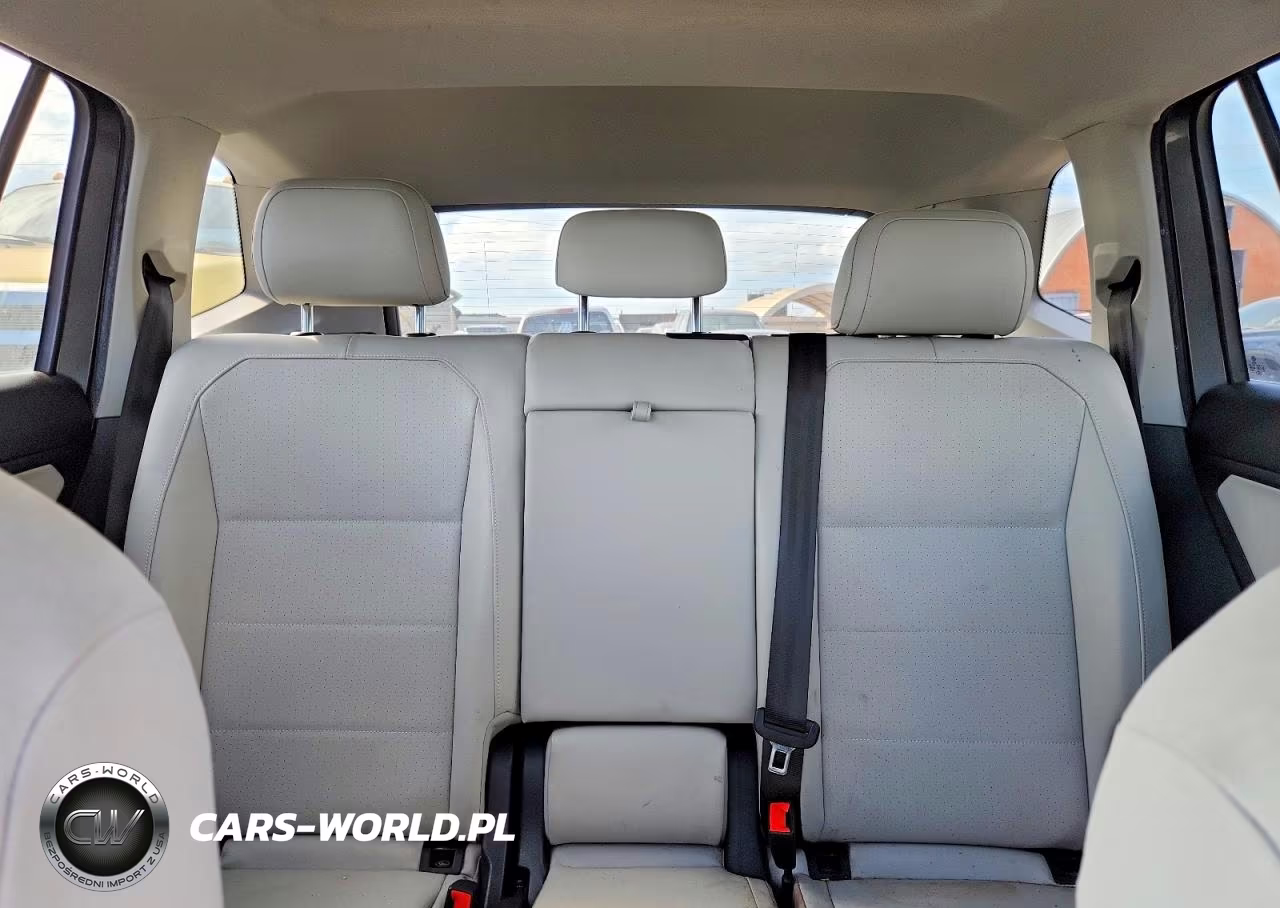2019 Volkswagen Tiguan Se VIN:3VV2B7AX5KM194551 - 10