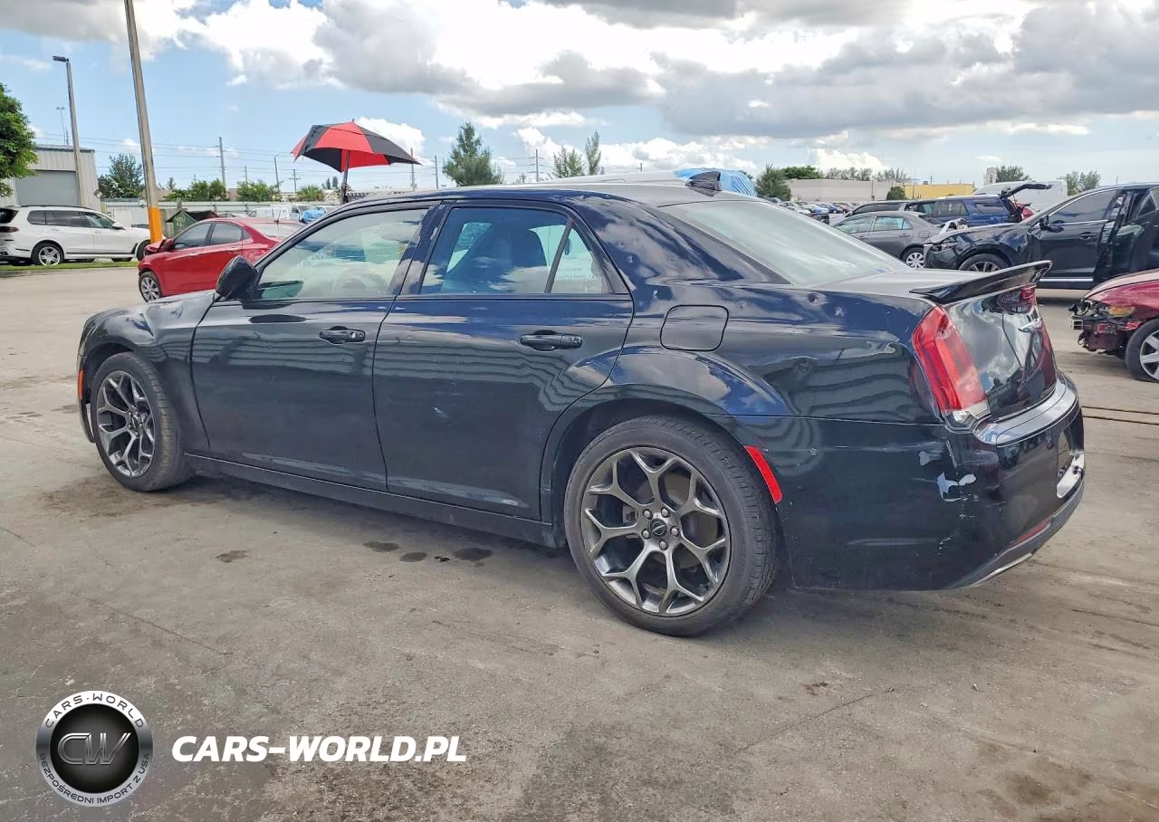 2018 Chrysler 300 S VIN:2C3CCABG6JH243320 - 2