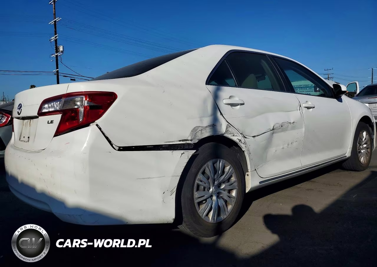 2012 Toyota Camry Le VIN:4T1BF1FKXCU561269 - 3