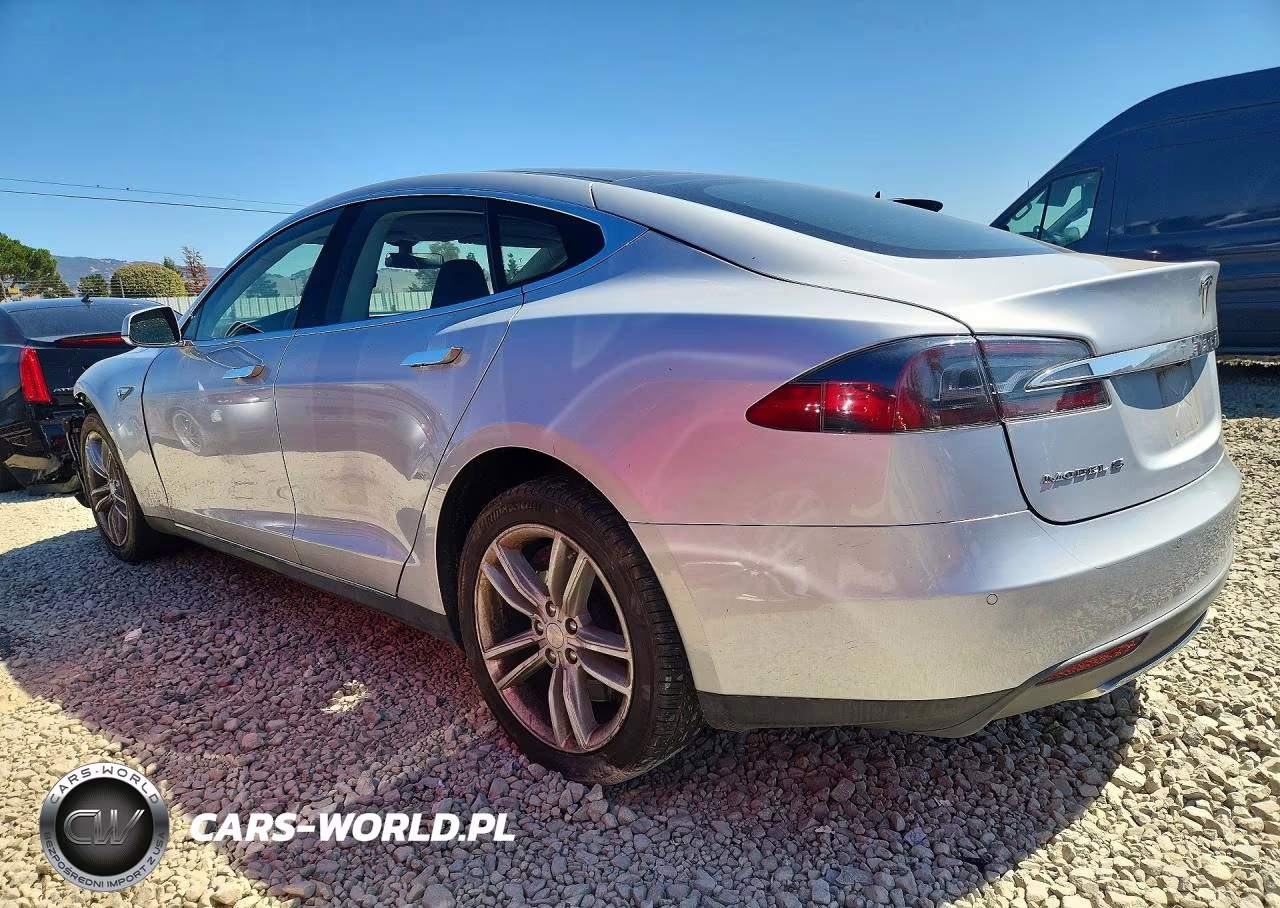 2014 Tesla Model S VIN:5YJSA1H16EFP49905 - 2