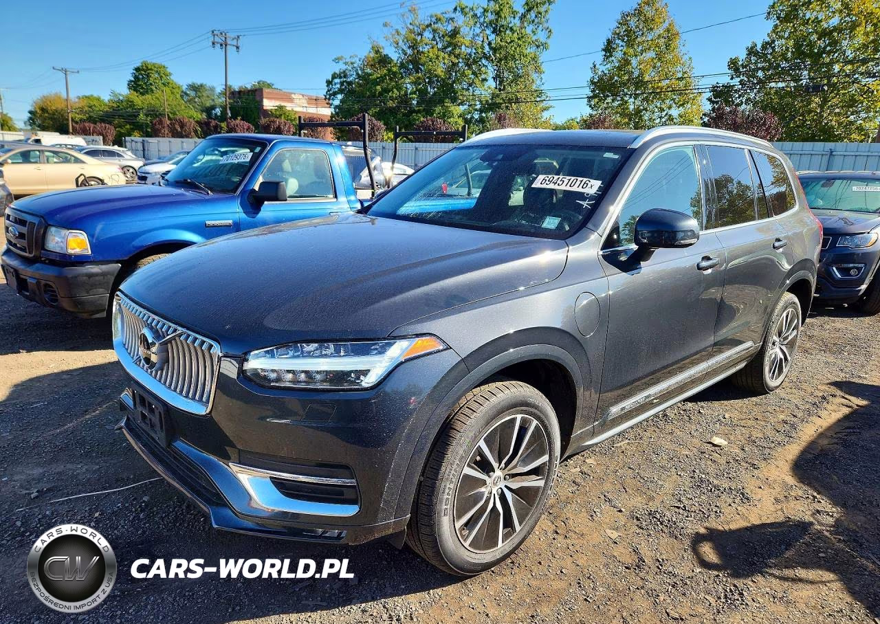 2021 Volvo Xc90 T8 Recharge Inscription Express – zdjęcie 1 z 12