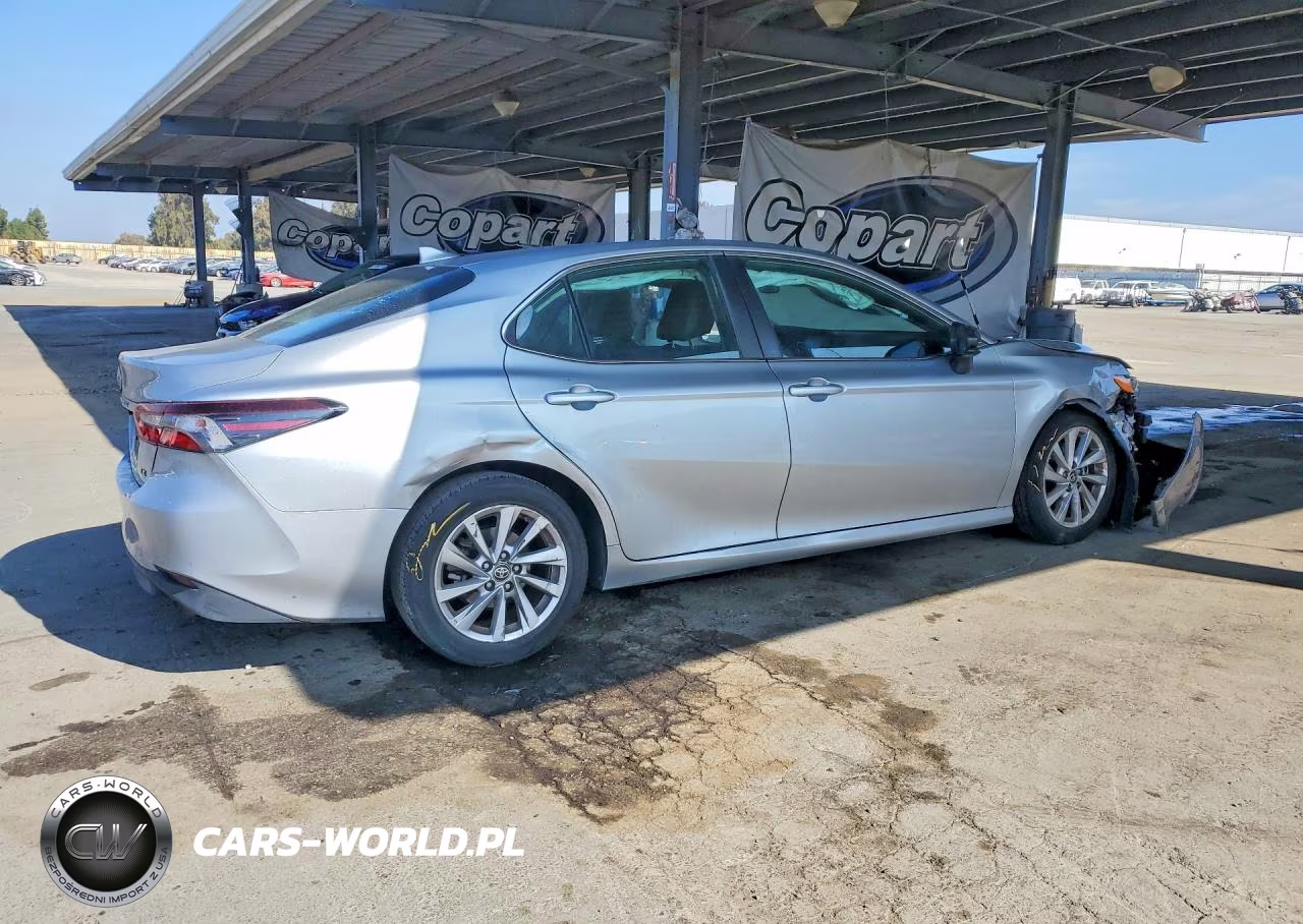 2023 Toyota Camry Le VIN:4T1C11AK1PU132375 - 3
