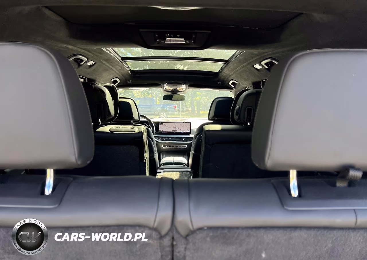 2023 BMW X7 xDrive40I VIN:5UX23EM05P9P84249 - 9