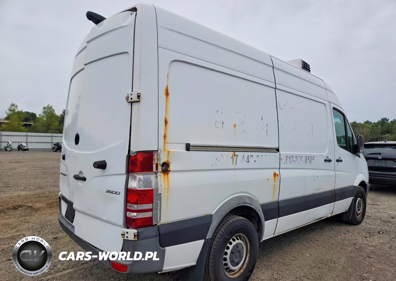 2017 Mercedes-Benz Sprinter 2500 VIN:WD3PE7CD6HP545138 - 3