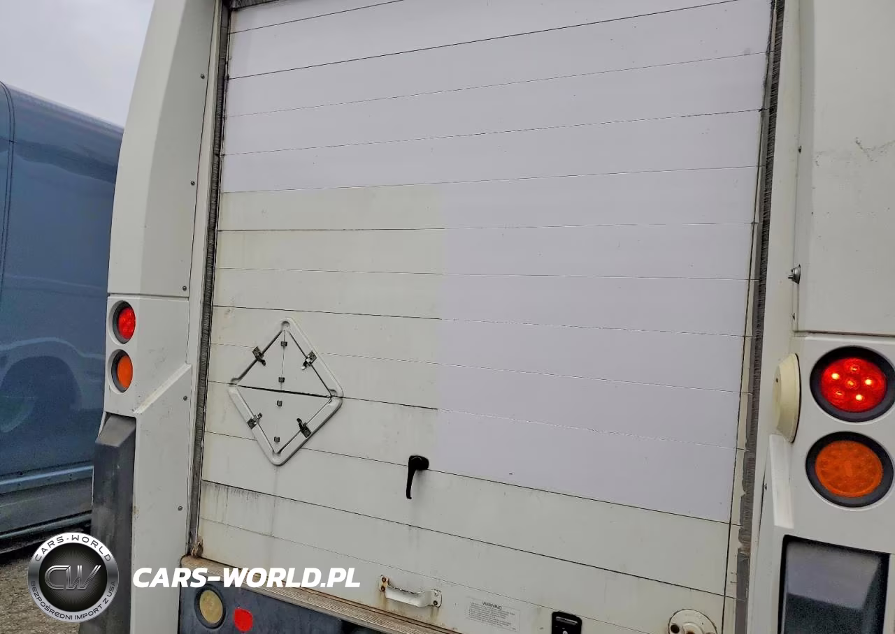 2018 Isuzu Npr VIN:JALB4T173J7W01369 - 10