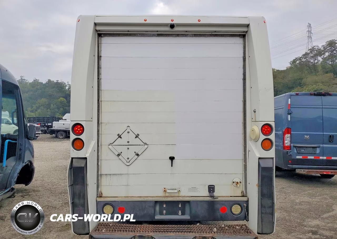2018 Isuzu Npr VIN:JALB4T173J7W01369 - 6