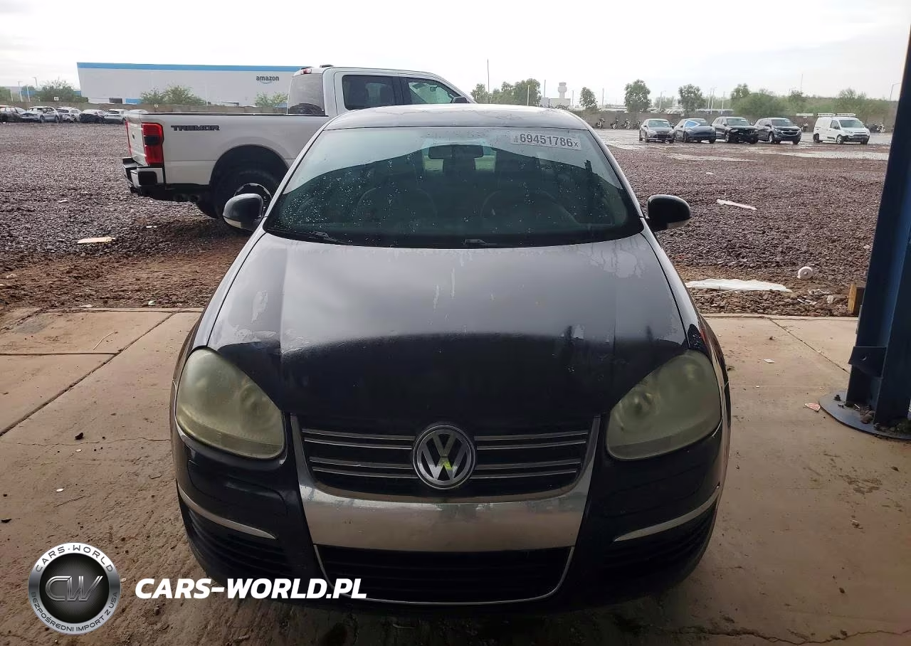 2009 Volkswagen Jetta VIN:3VWJM71K79M015183 - 5