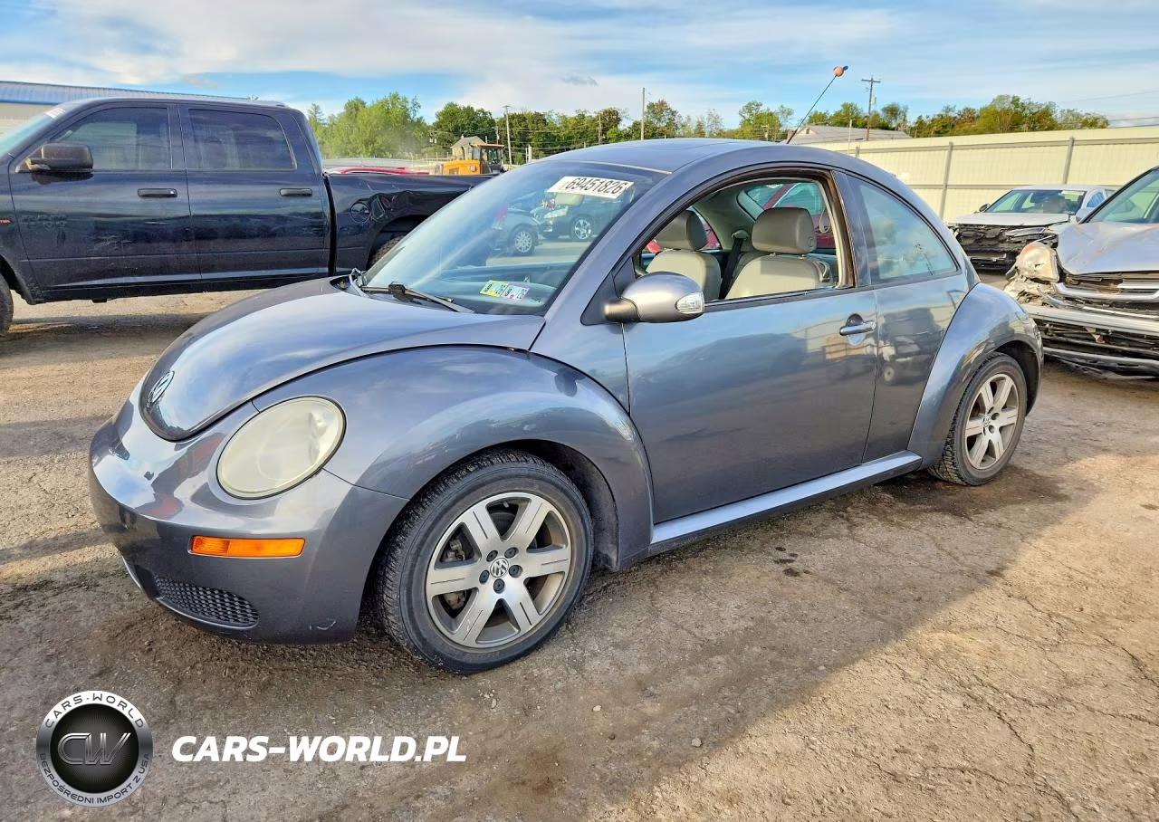 2006 Volkswagen New Beetle 2.5L Option Package 1