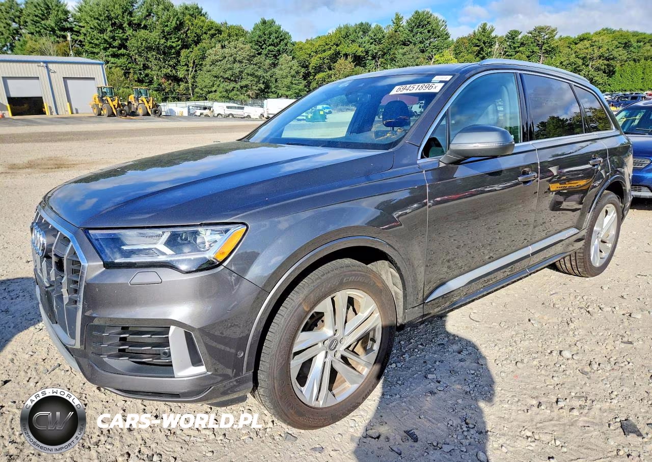 2020 Audi Q7 Premium Plus