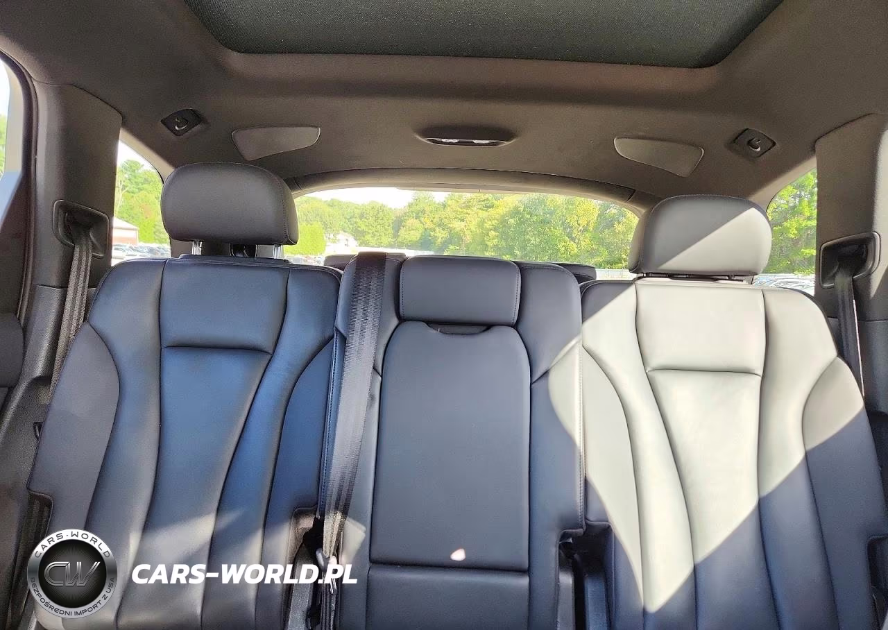 2020 Audi Q7 Premium Plus VIN:WA1LXAF77LD007229 - 10