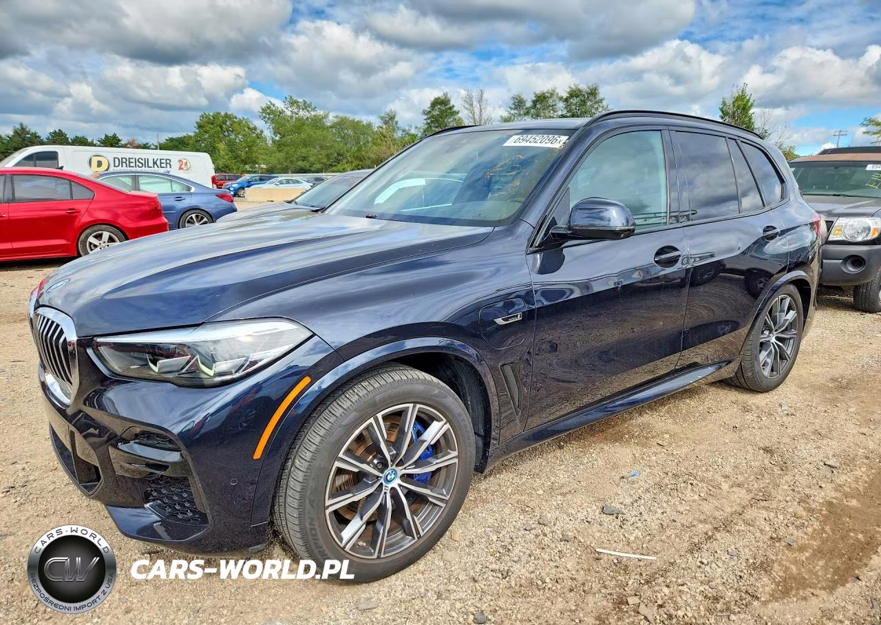 2022 BMW X5 xDrive45E