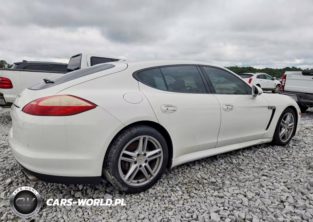 2011 Porsche Panamera 2 VIN:WP0AA2A74BL017040 - 3