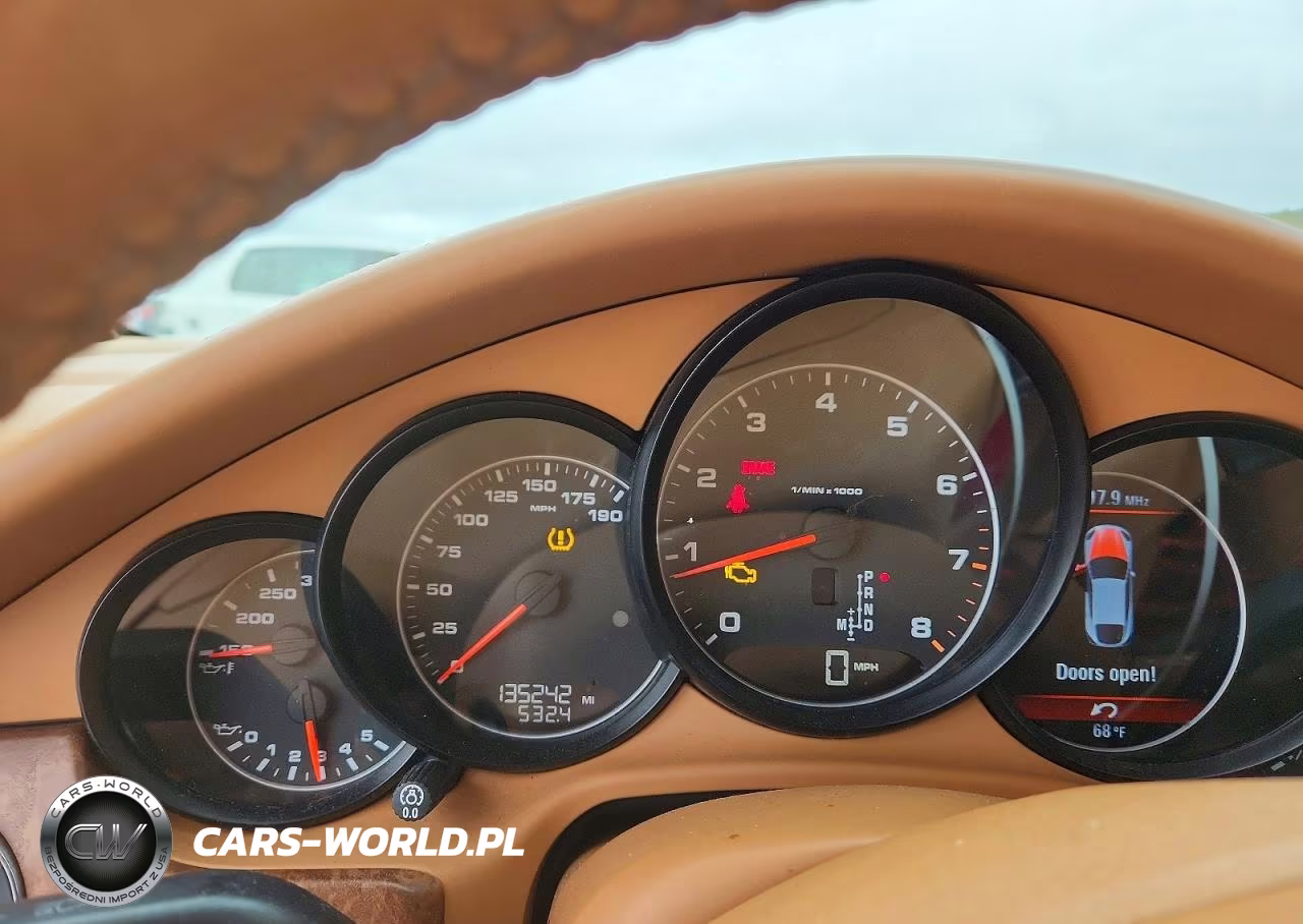 2011 Porsche Panamera 2 VIN:WP0AA2A74BL017040 - 9