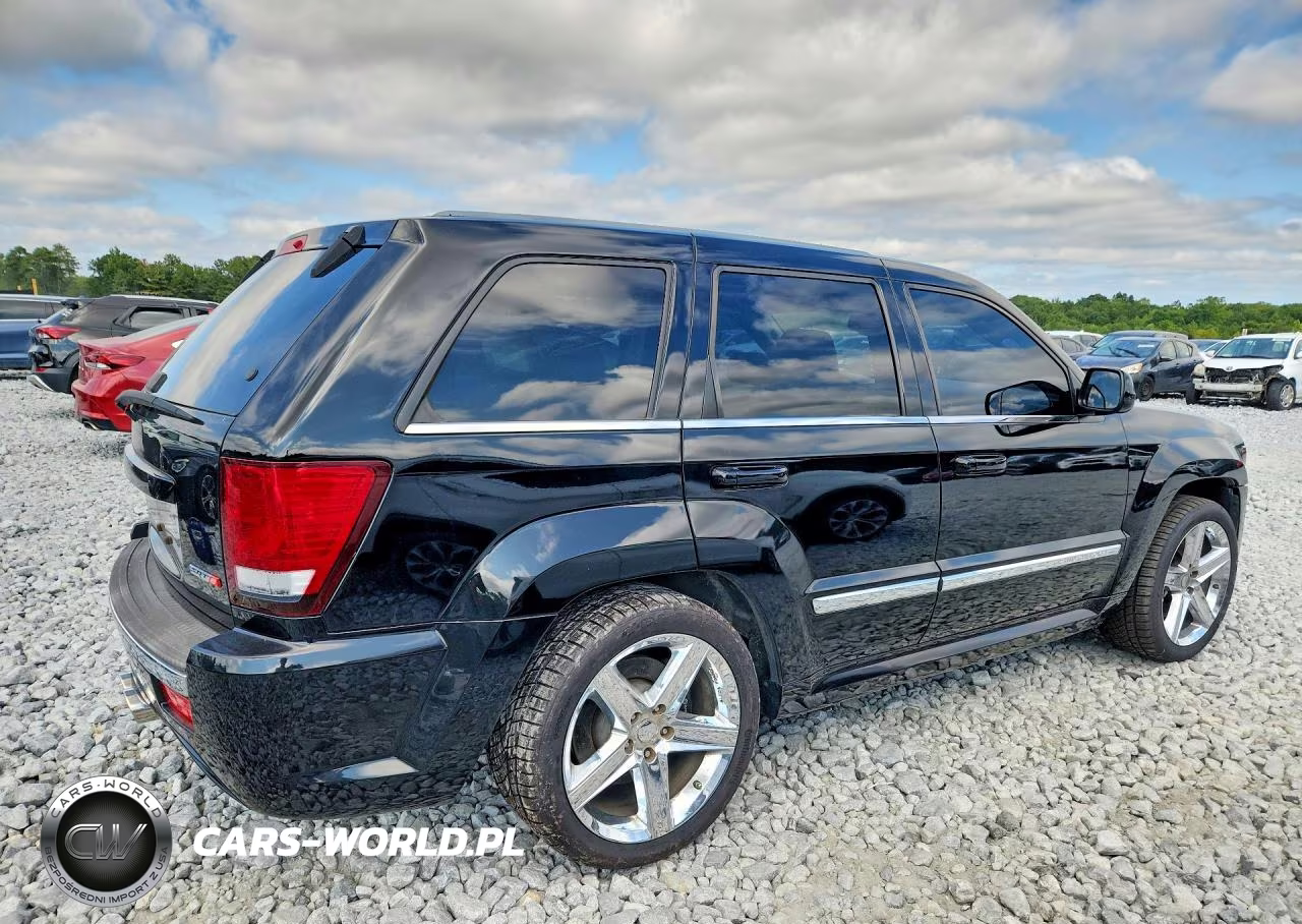 2008 Jeep Grand Cherokee Srt-8 VIN:1J8HR78348C174690 - 3
