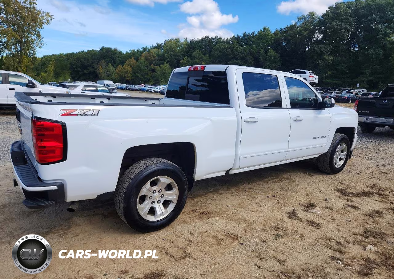 2018 Chevrolet Silverado K1500 Lt VIN:1GCUKREC5JF171506 - 3