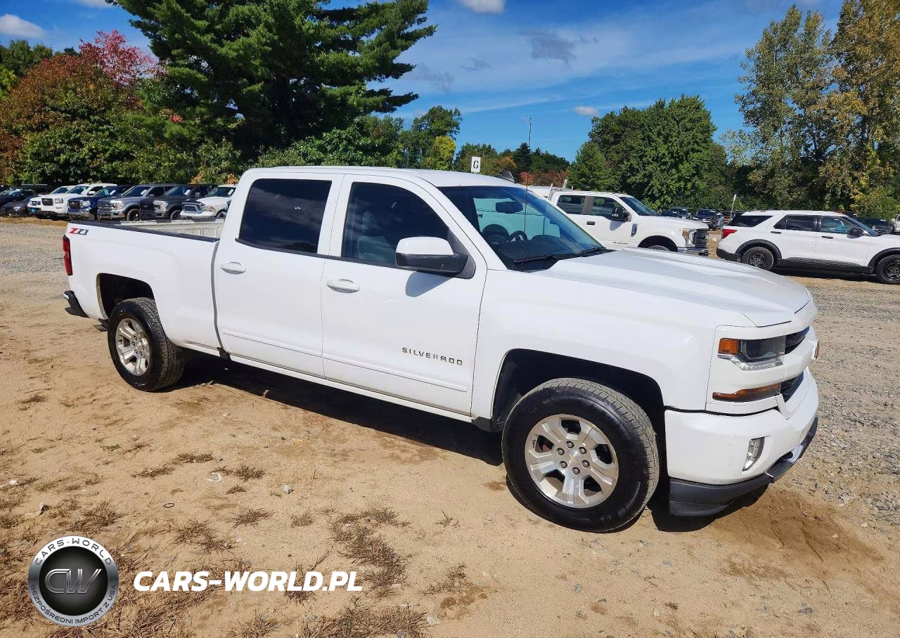 2018 Chevrolet Silverado K1500 Lt VIN:1GCUKREC5JF171506 - 4