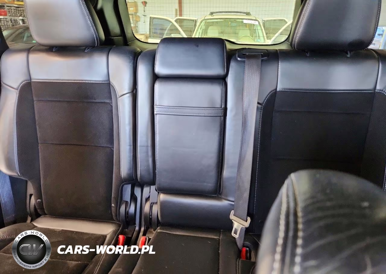 2015 Jeep Grand Cherokee Srt-8 VIN:1C4RJFDJ8FC672793 - 10