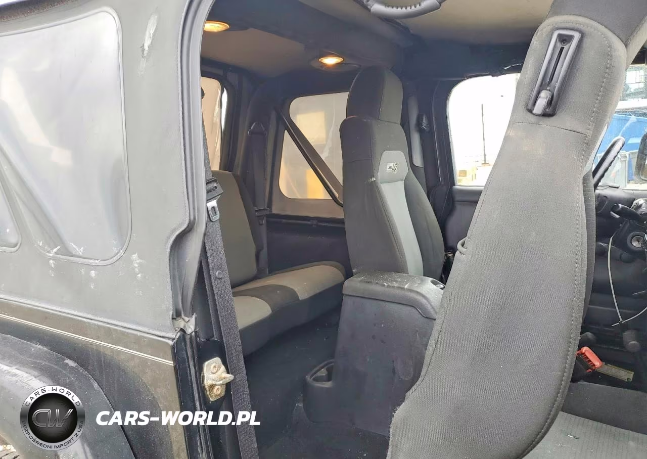 2006 Jeep Wrangler X VIN:1J4FA39S36P758812 - 10