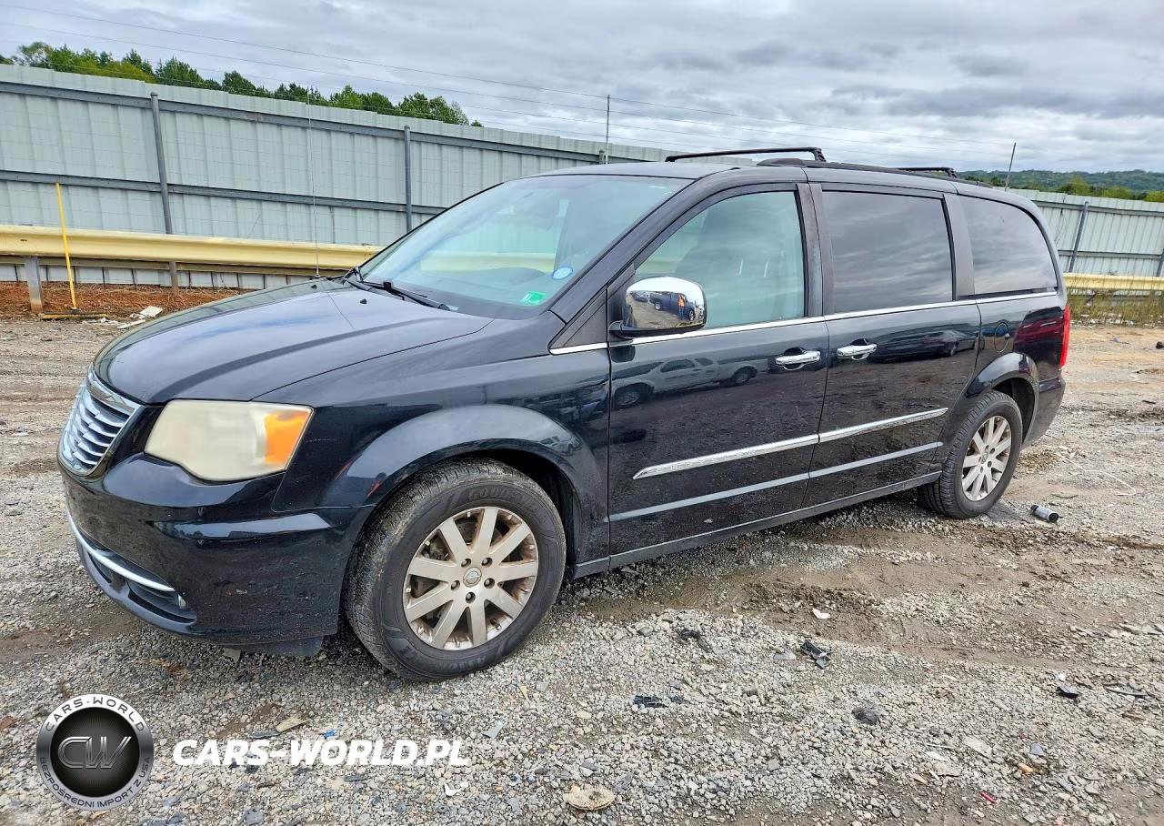 2012 Chrysler Town & Country Touring L
