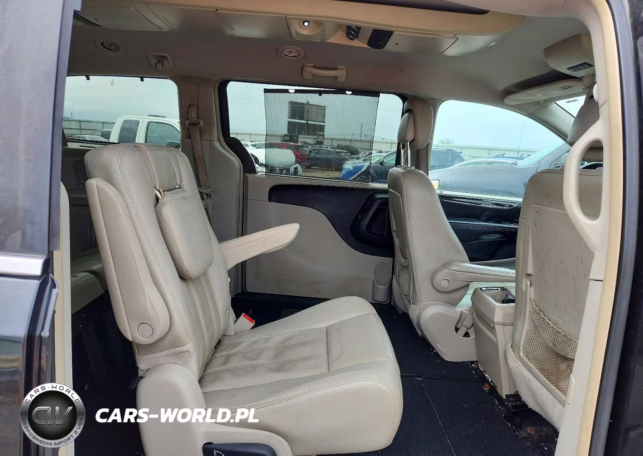 2012 Chrysler Town & Country Touring L VIN:2C4RC1CGXCR300670 - 11