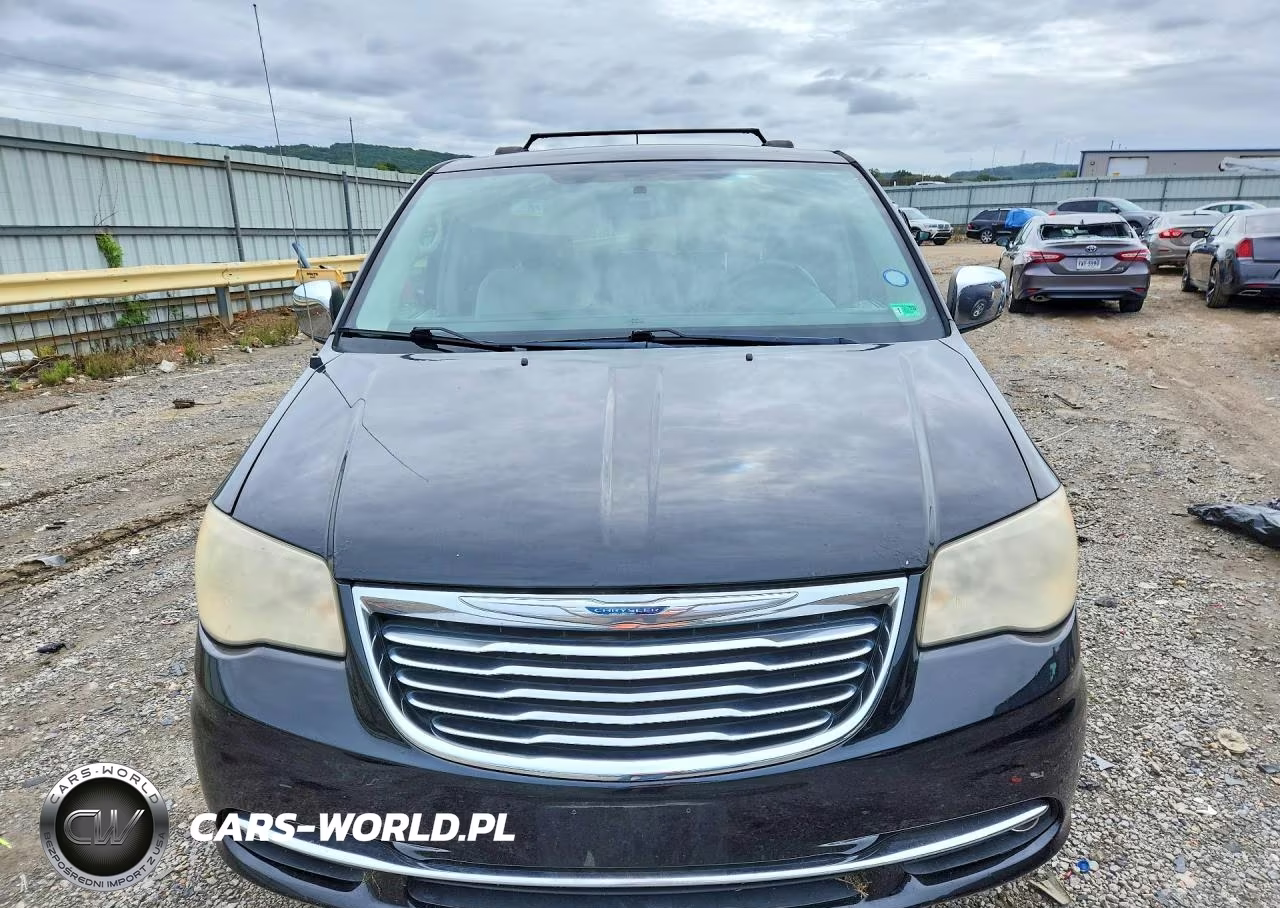 2012 Chrysler Town & Country Touring L VIN:2C4RC1CGXCR300670 - 5