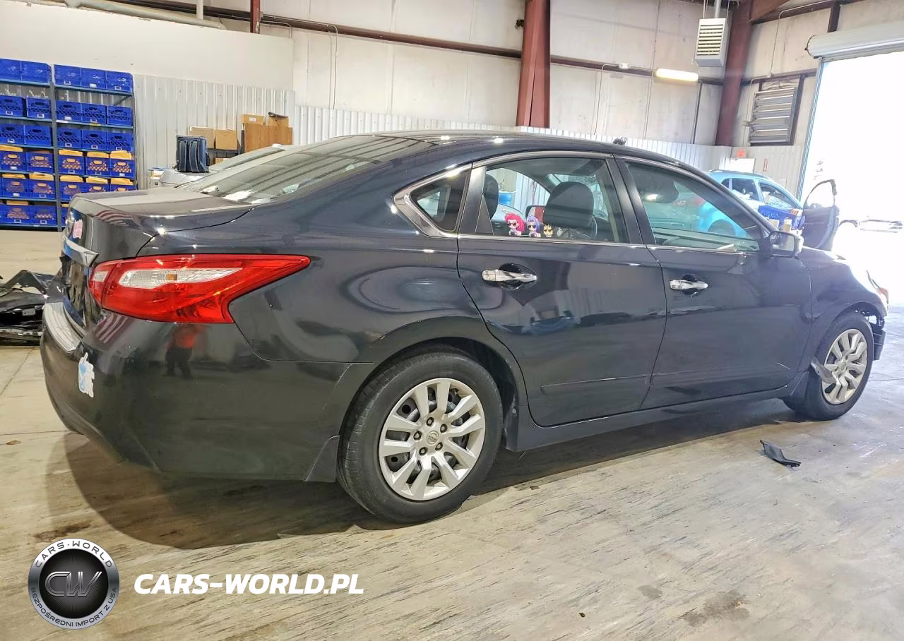 2017 Nissan Altima 2.5 S VIN:1N4AL3AP6HN329380 - 3