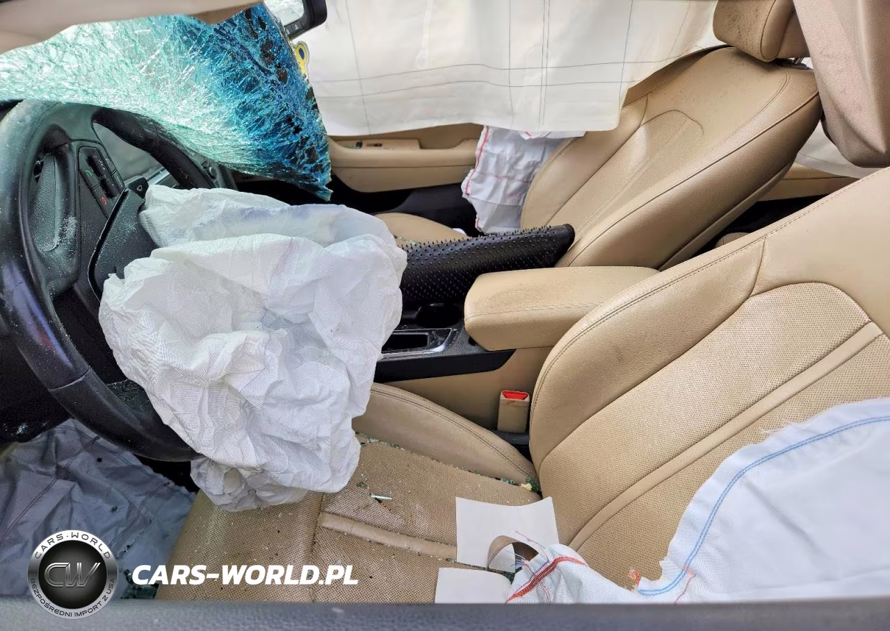 2015 Hyundai Sonata Limited VIN:5NPE34AF8FH230856 - 7
