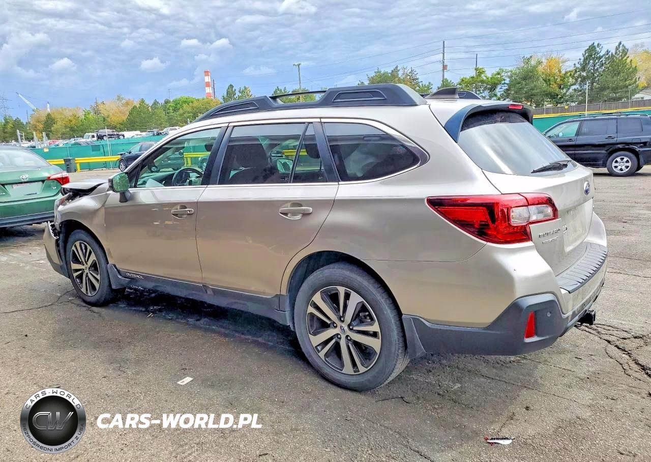 2018 Subaru Outback 2.5I Limited VIN:4S4BSANC6J3255825 - 2