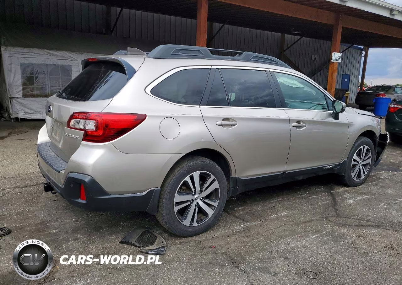 2018 Subaru Outback 2.5I Limited VIN:4S4BSANC6J3255825 - 3