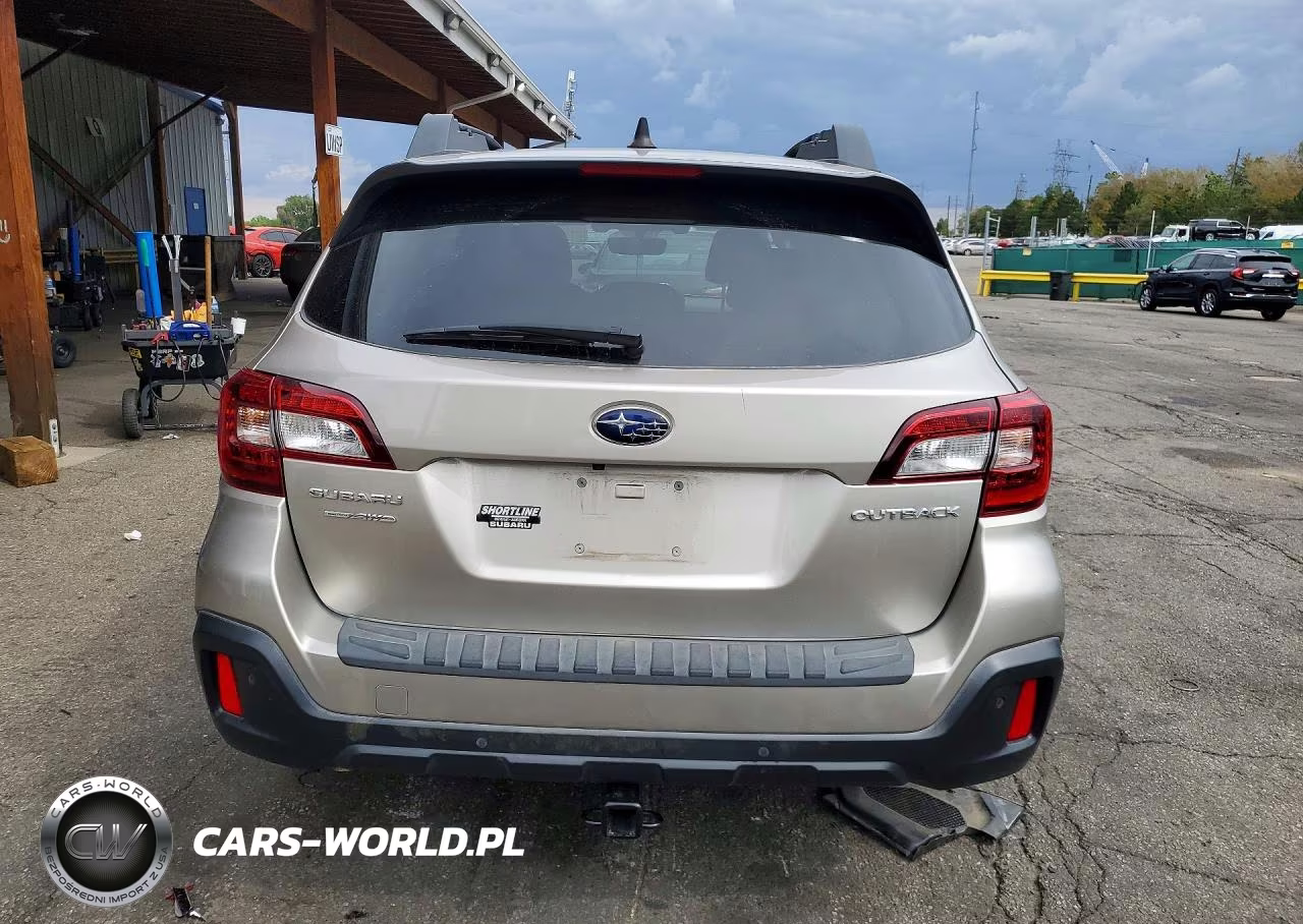 2018 Subaru Outback 2.5I Limited VIN:4S4BSANC6J3255825 - 6
