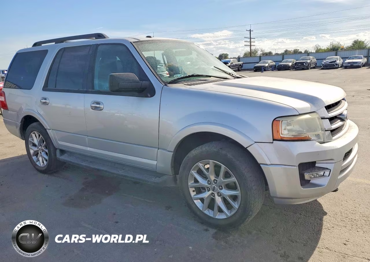 2017 Ford Expedition Xlt VIN:1FMJU1JT8HEA41915 - 4