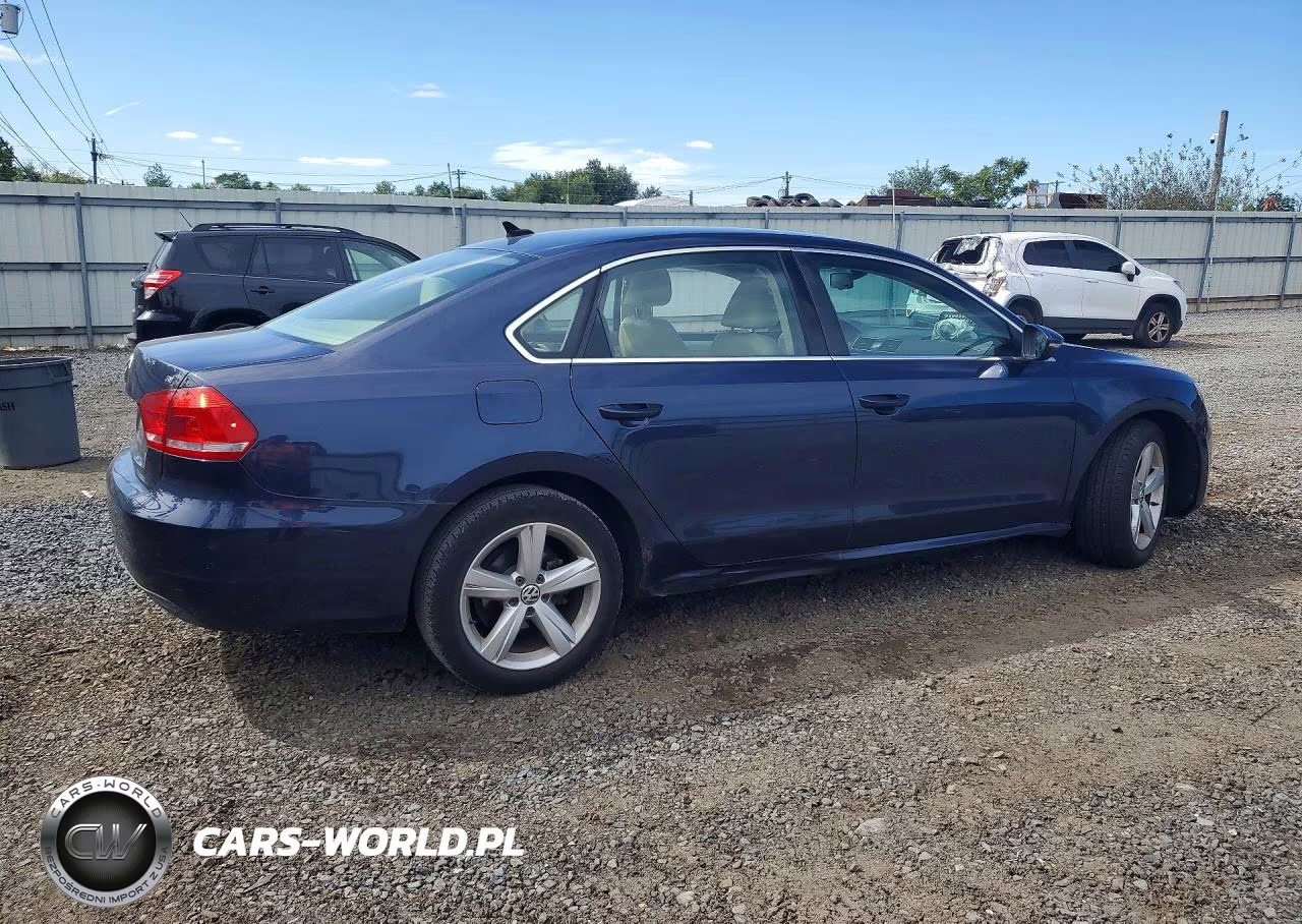 2012 Volkswagen Passat Se VIN:1VWBP7A32CC052462 - 3
