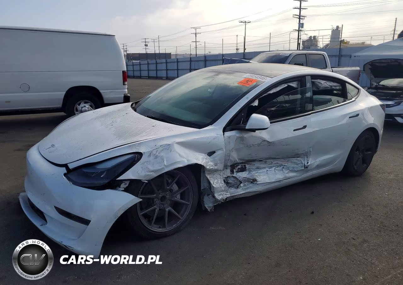 2023 Tesla Model 3 VIN:5YJ3E1EA8PF686399 - 1