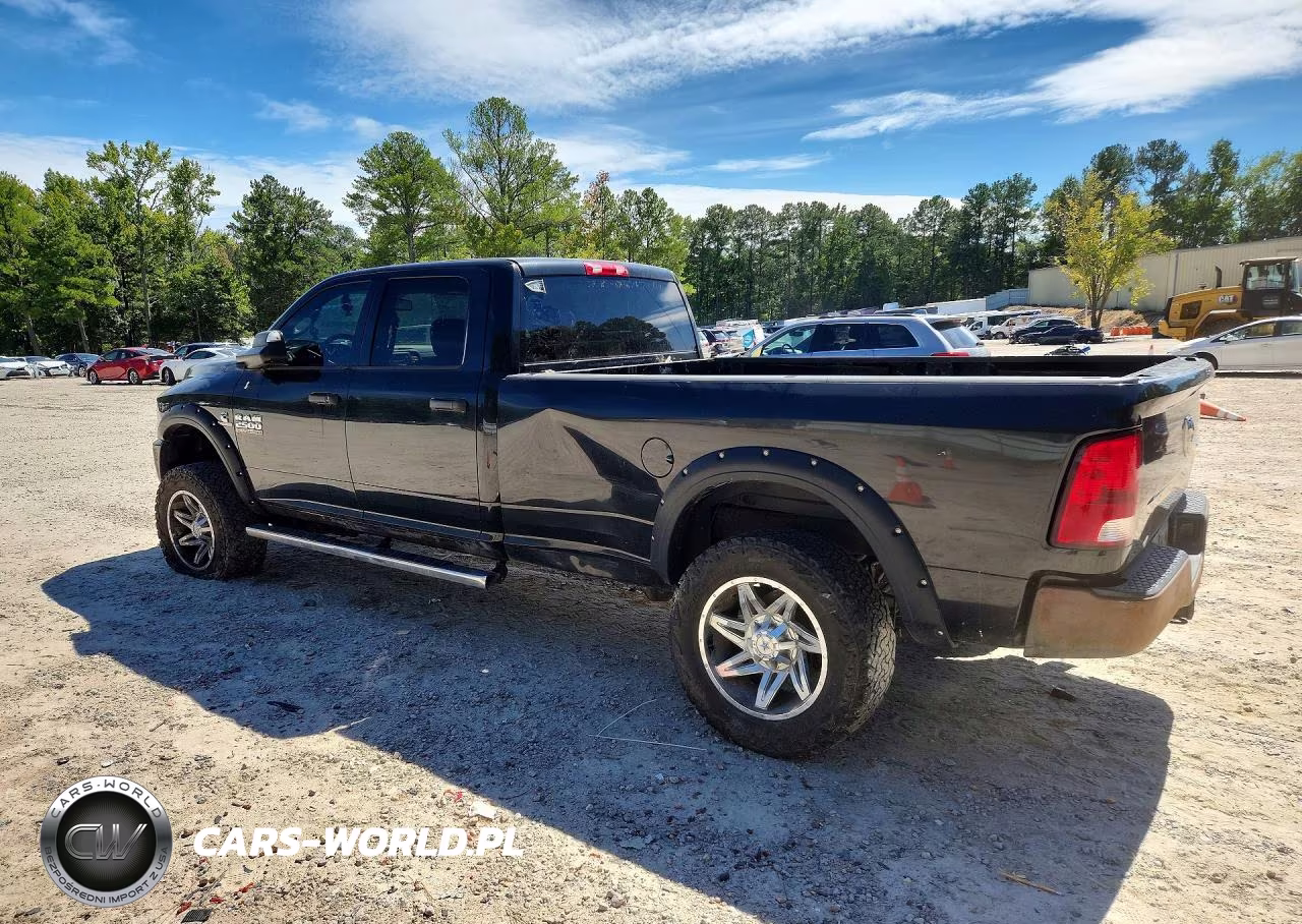 2018 Ram 2500 St VIN:3C6UR5HL8JG307357 - 2
