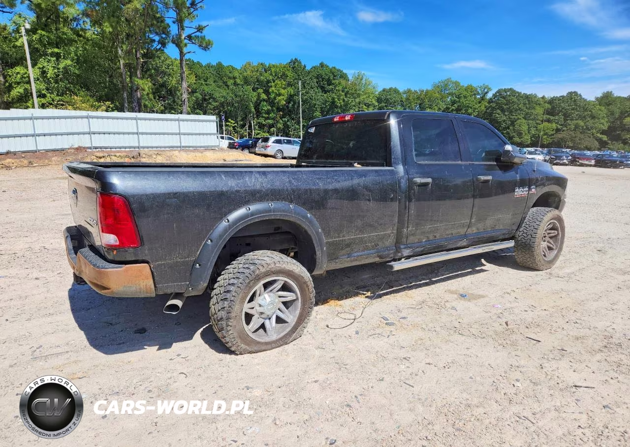 2018 Ram 2500 St VIN:3C6UR5HL8JG307357 - 3