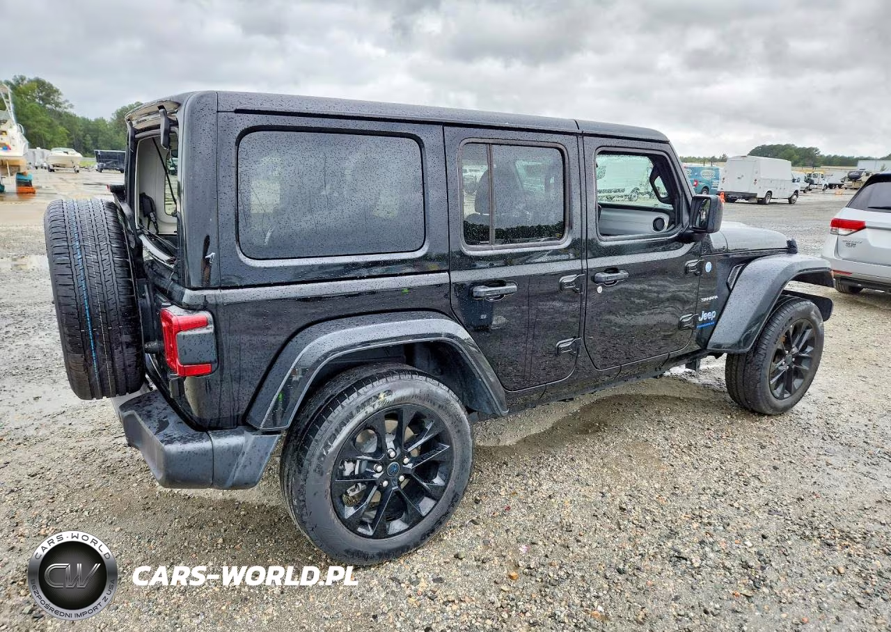 2024 Jeep Wrangler Sahara 4Xe VIN:1C4RJXP65RW270844 - 3