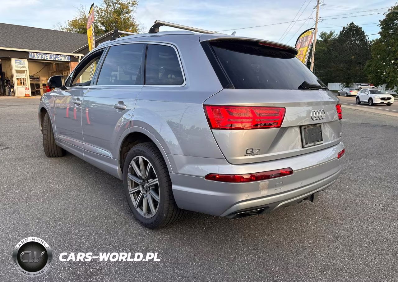 2018 Audi Q7 Premium Plus VIN:WA1LAAF73JD048990 - 3