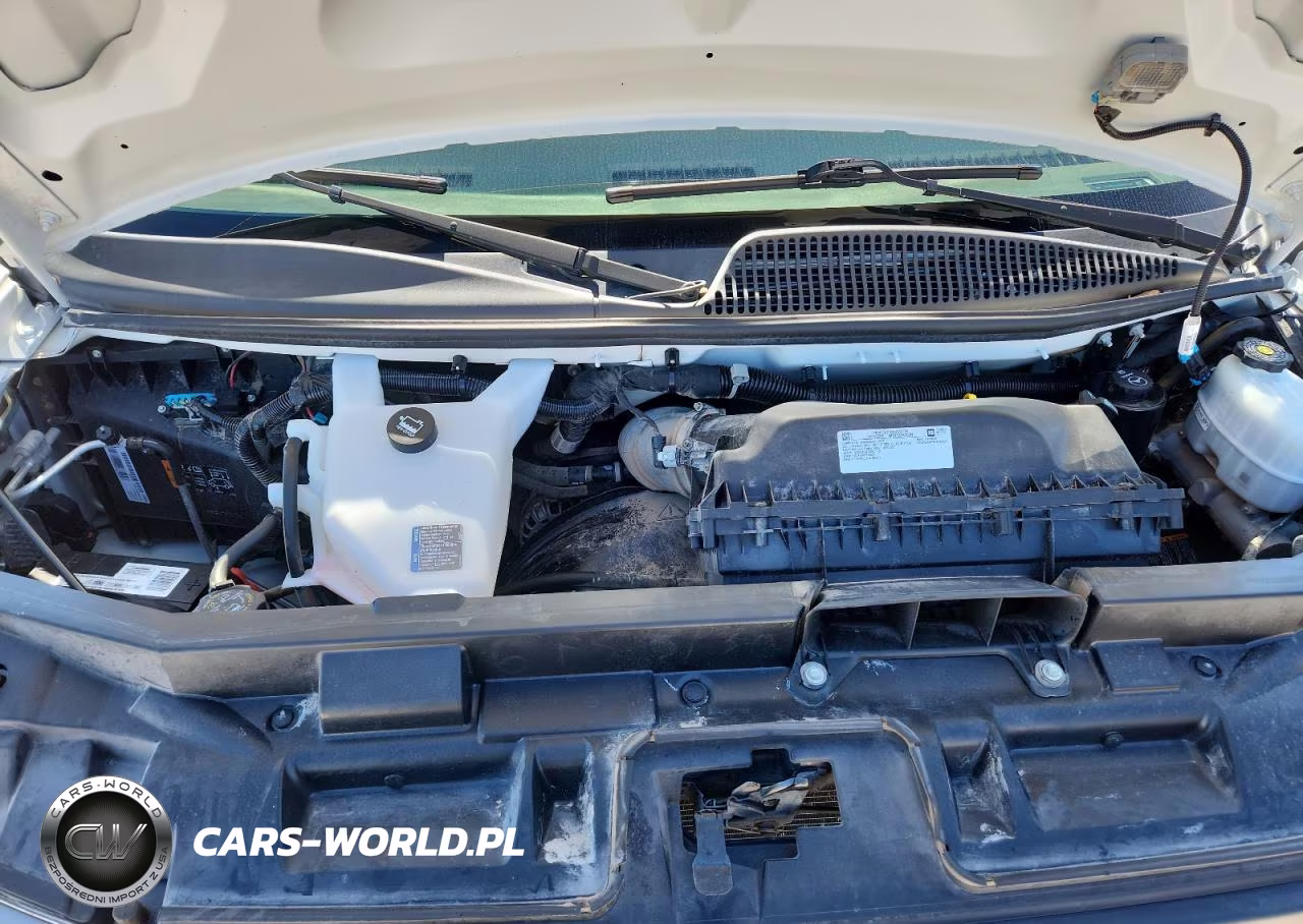 2022 Chevrolet Express G2500 VIN:1GCWGAFP5N1139428 - 12