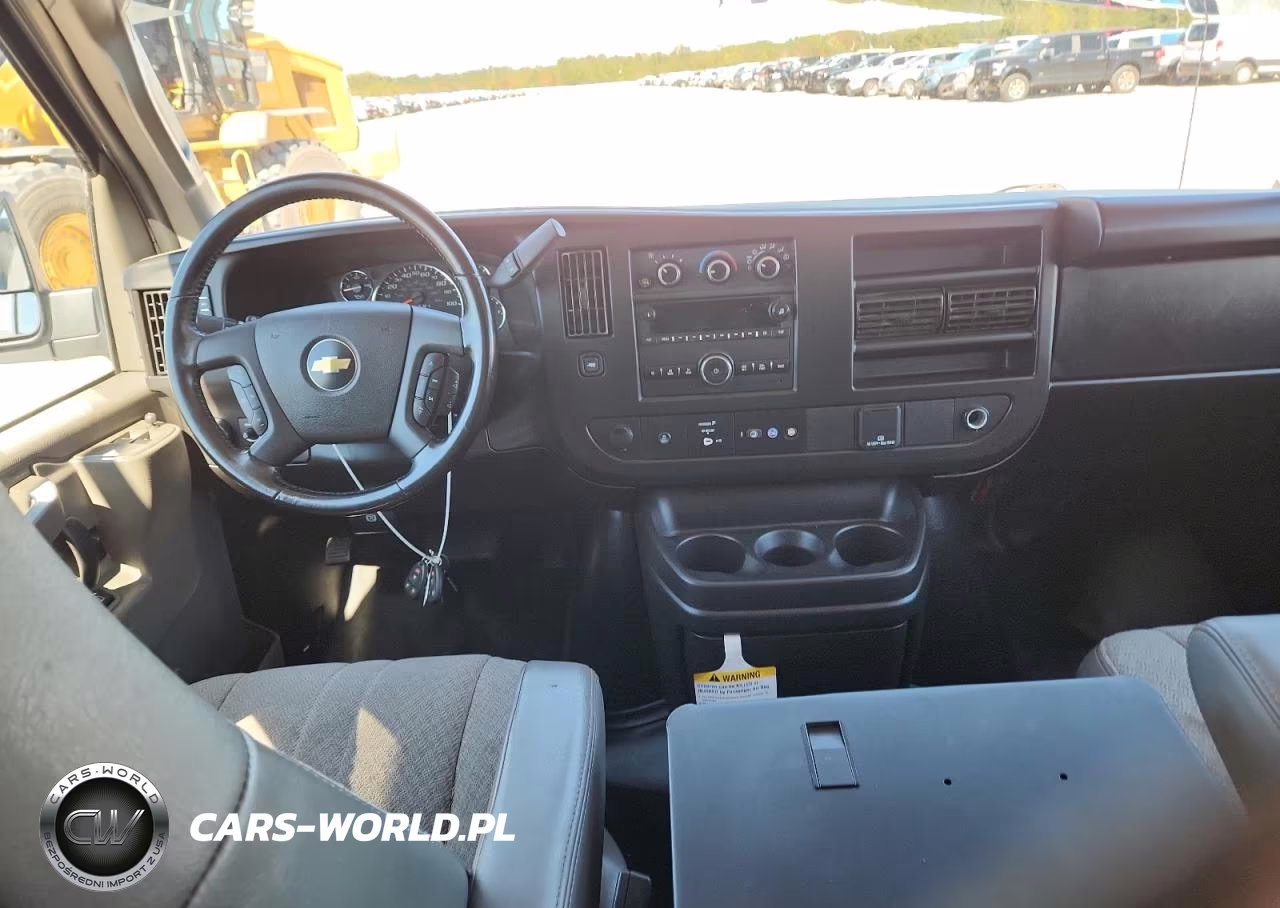 2022 Chevrolet Express G2500 VIN:1GCWGAFP5N1139428 - 8